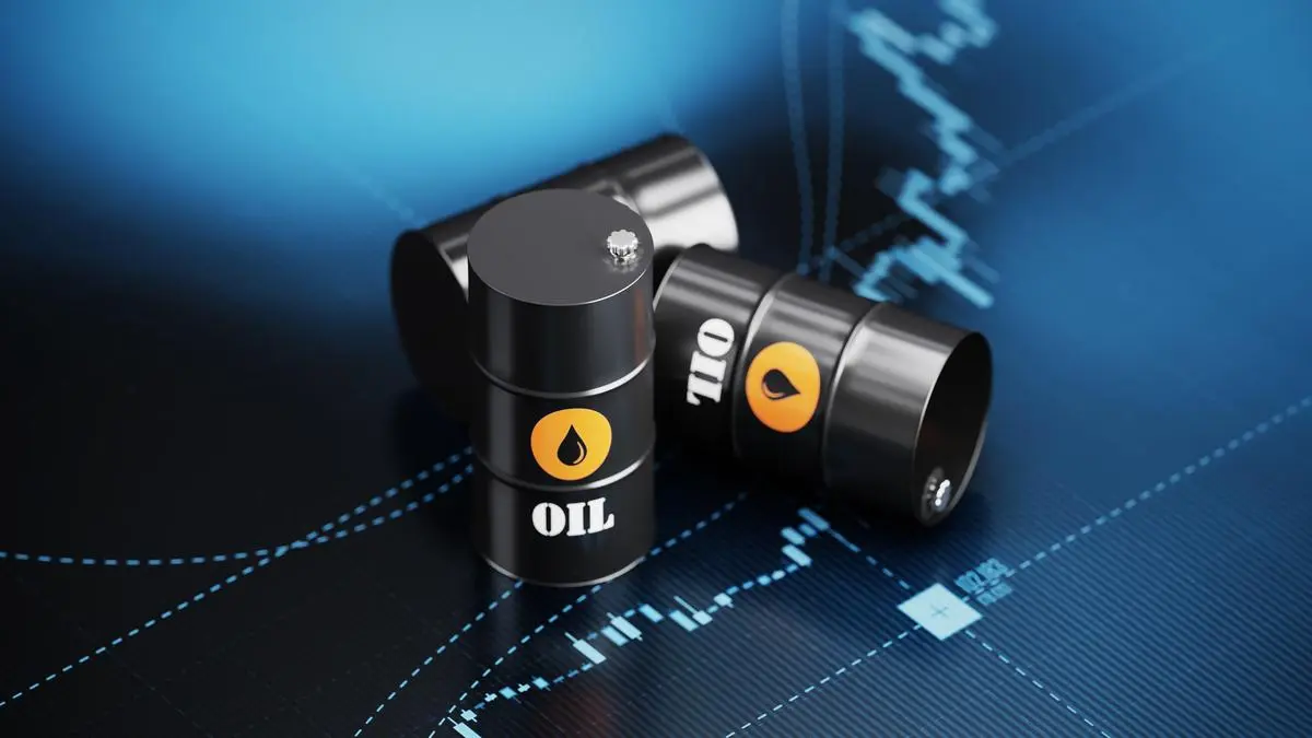 Crude oil futures fall on reports of Iran-Oman deal for Hormuz reopening